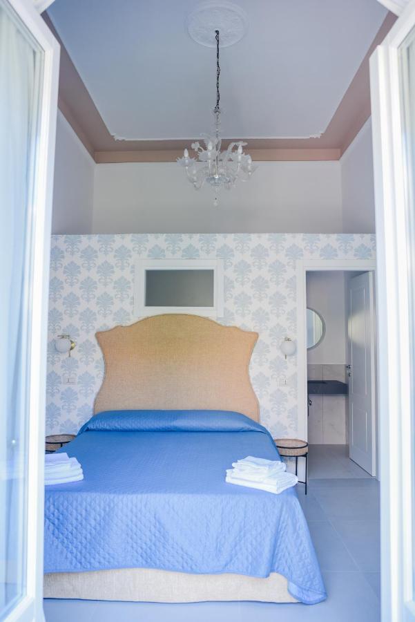 Corso Vittorio Elegant Suites Lipari Екстер'єр фото